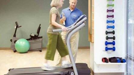 What education is needed to become a physical therapist in US