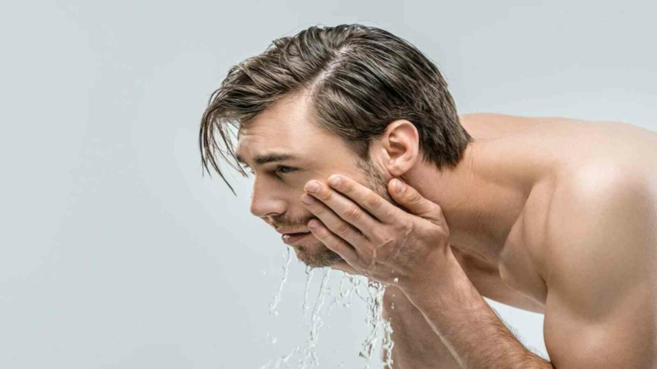 Benefits of Vitamin C in Men’s Skincare Routine