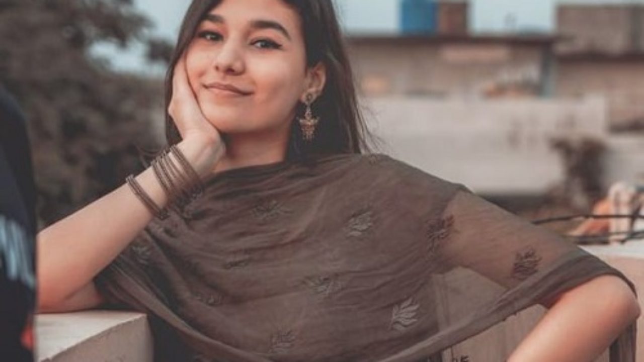 Trolled over condolence post for Moose Wala, Pakistani singer Shae Gill clarifies she is not Muslim