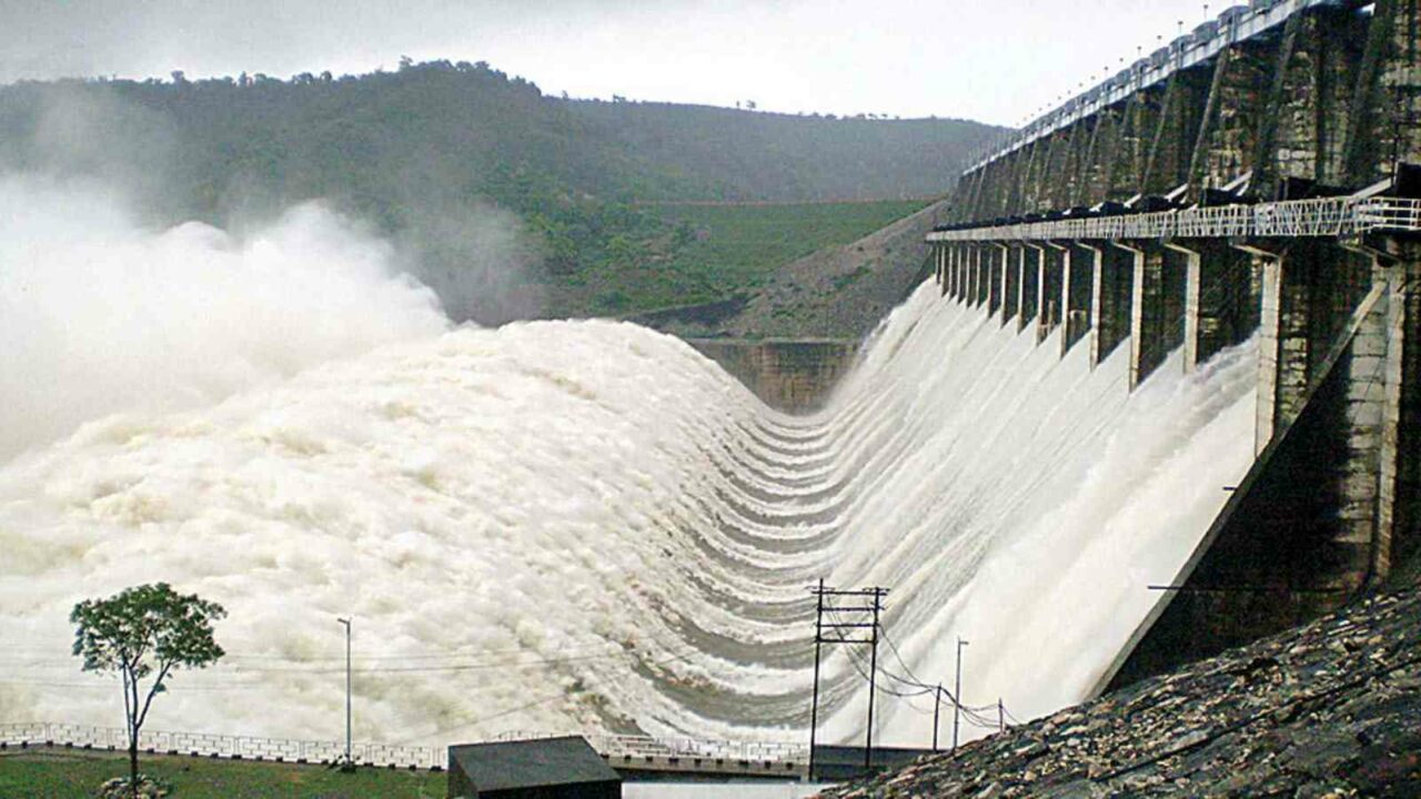 Collective water stock in Maharashtra dams doubles in fortnight after good rainfall in July