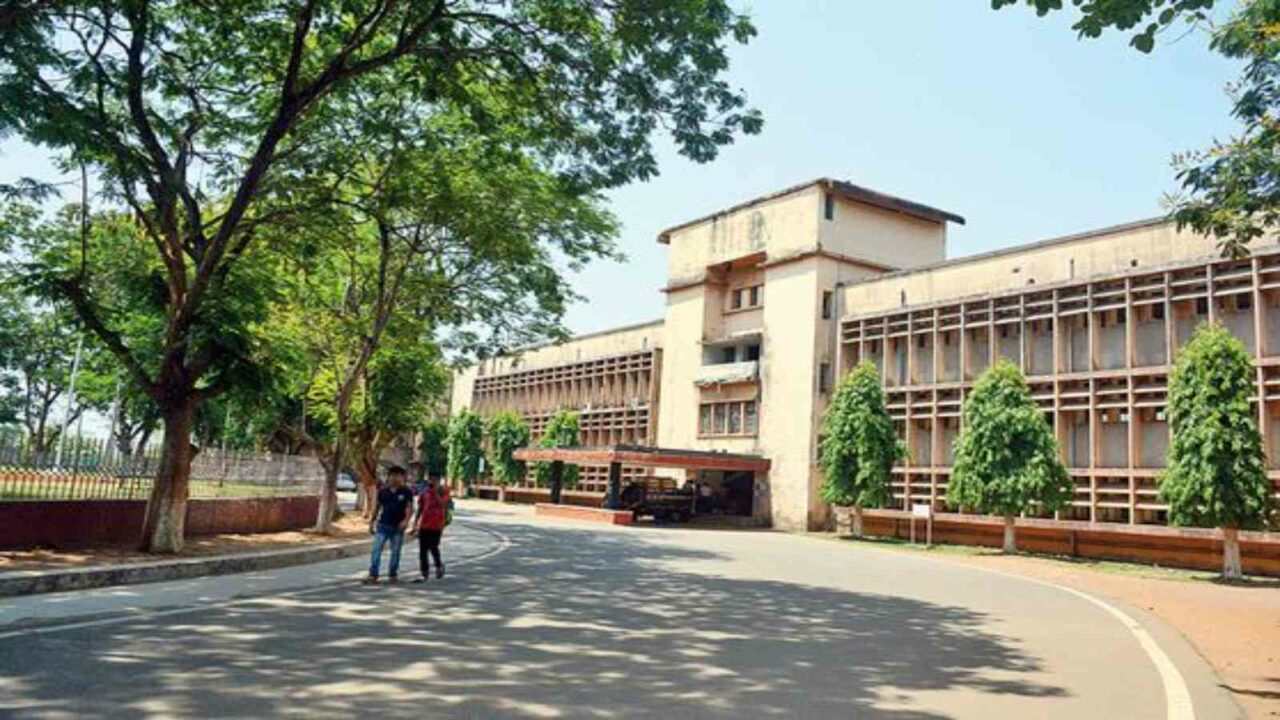 NIT Jamshedpur suspends classes as 13 students test COVID-positive
