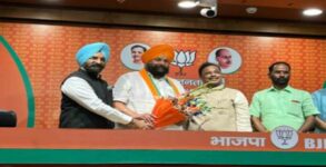 Delhi Congress leader Tarvinder Singh Marwah joins BJP