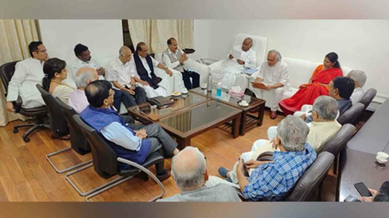 Centre unleashed political vendetta using probe agencies, targeting prominent leaders: Opposition