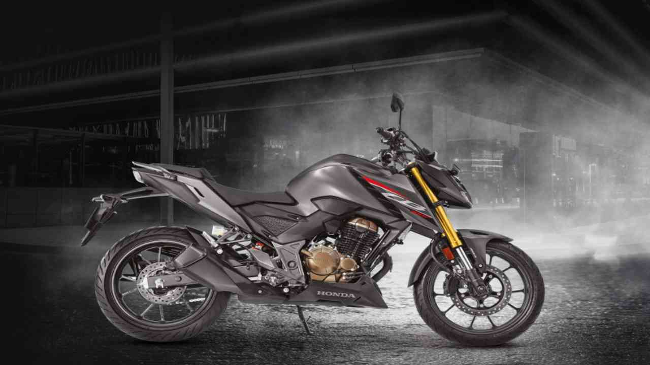 All-New Honda CB300F Naked Streetfighter
