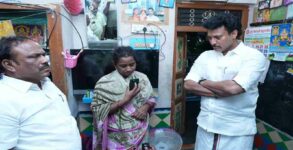 TN Education Minister visits parents of girl who died by suicide in Kallakurichi