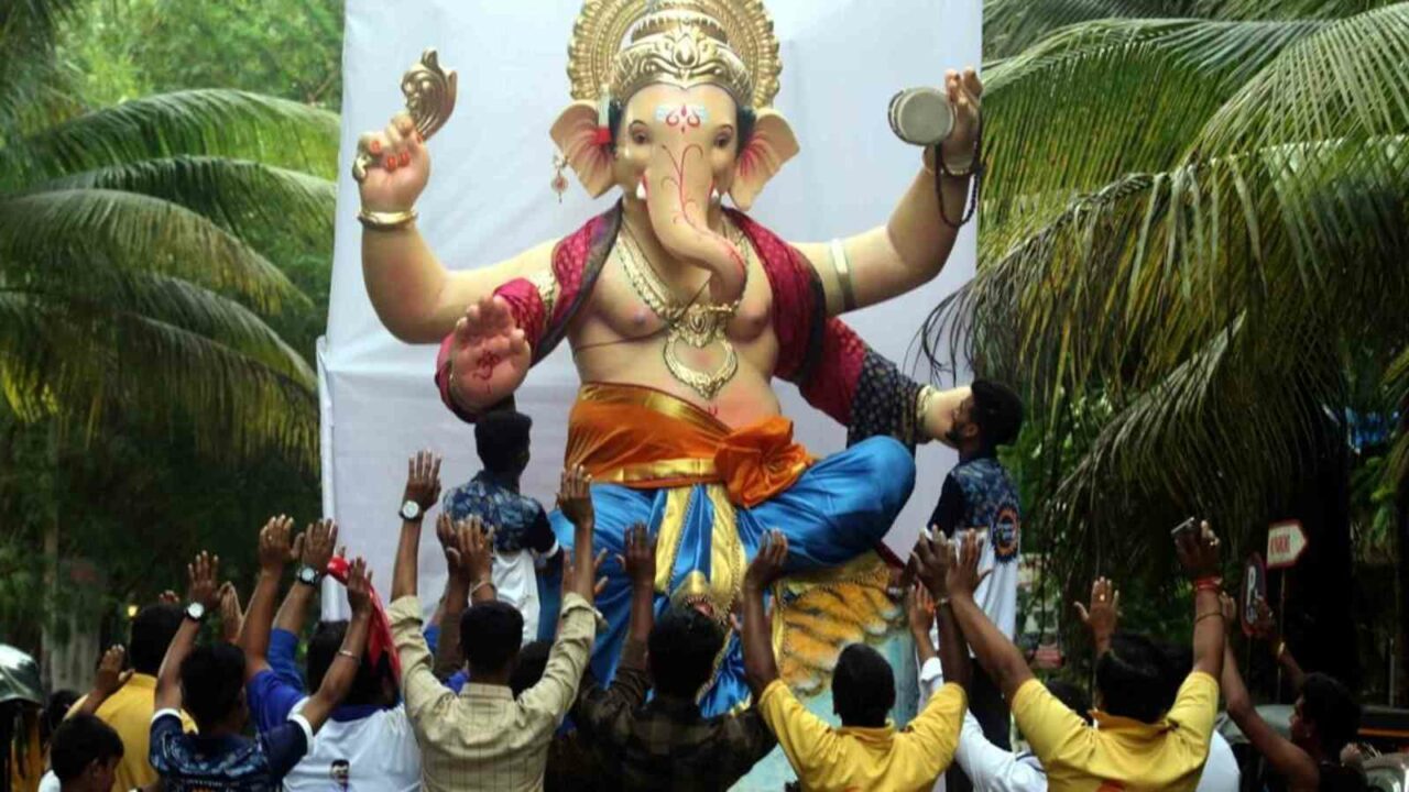 13 detained after clash during Ganesh Puja procession in Gujarat's Vadodara