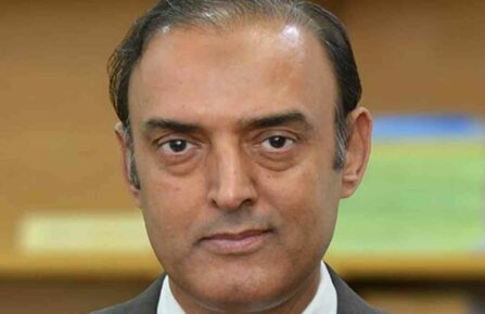 Pak appoints veteran banker Jameel Ahmad as new governor of central bank
