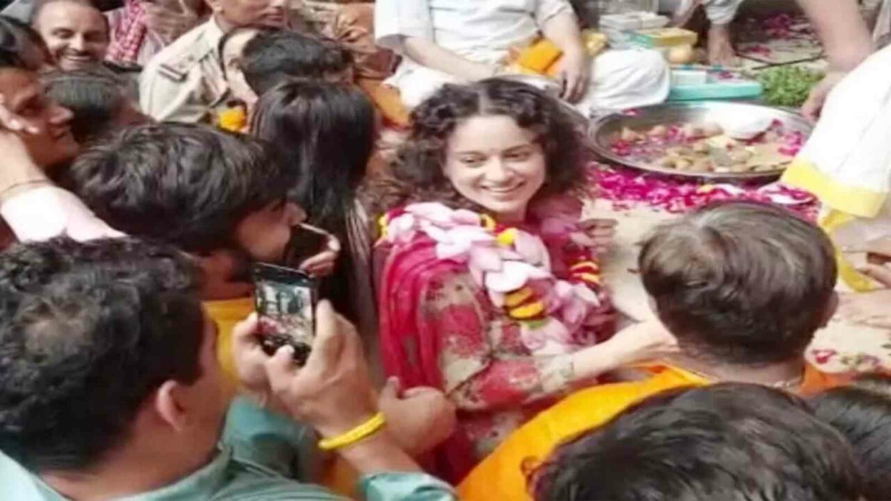 Kangana Ranaut visits Mathura's Banke Bihari Temple with family