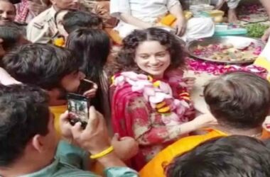 Kangana Ranaut visits Mathura's Banke Bihari Temple with family