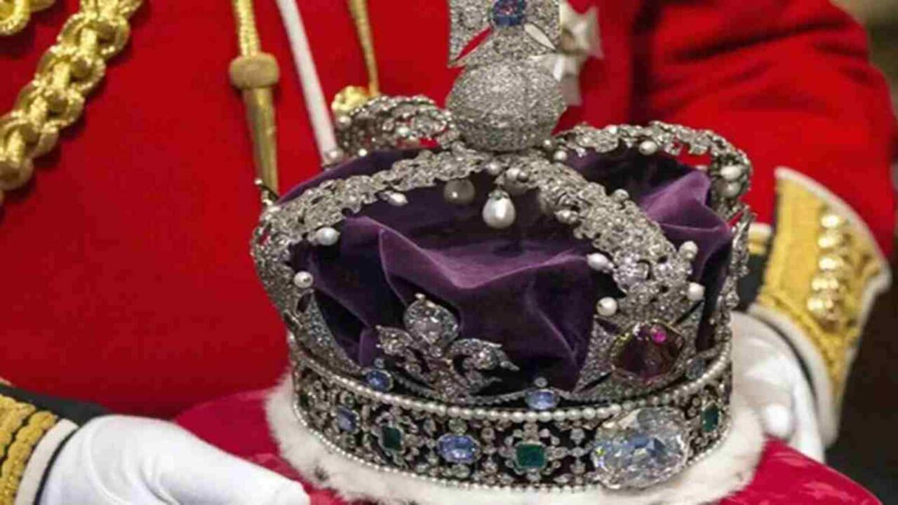 Not just Kohinoor, these precious items were also taken away by Britain