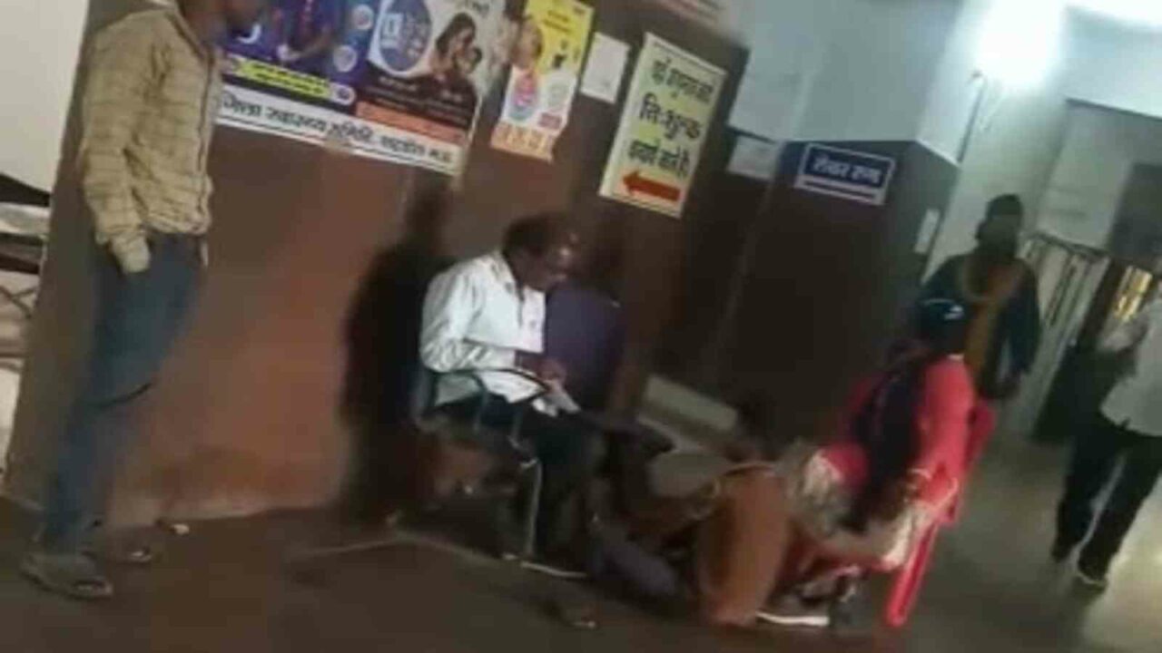 Notice to MP health staffer after video shows him getting leg massage from minor boy in hospital