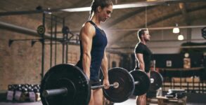 Researchers find regular weight-training exercise associated with lower risk of death