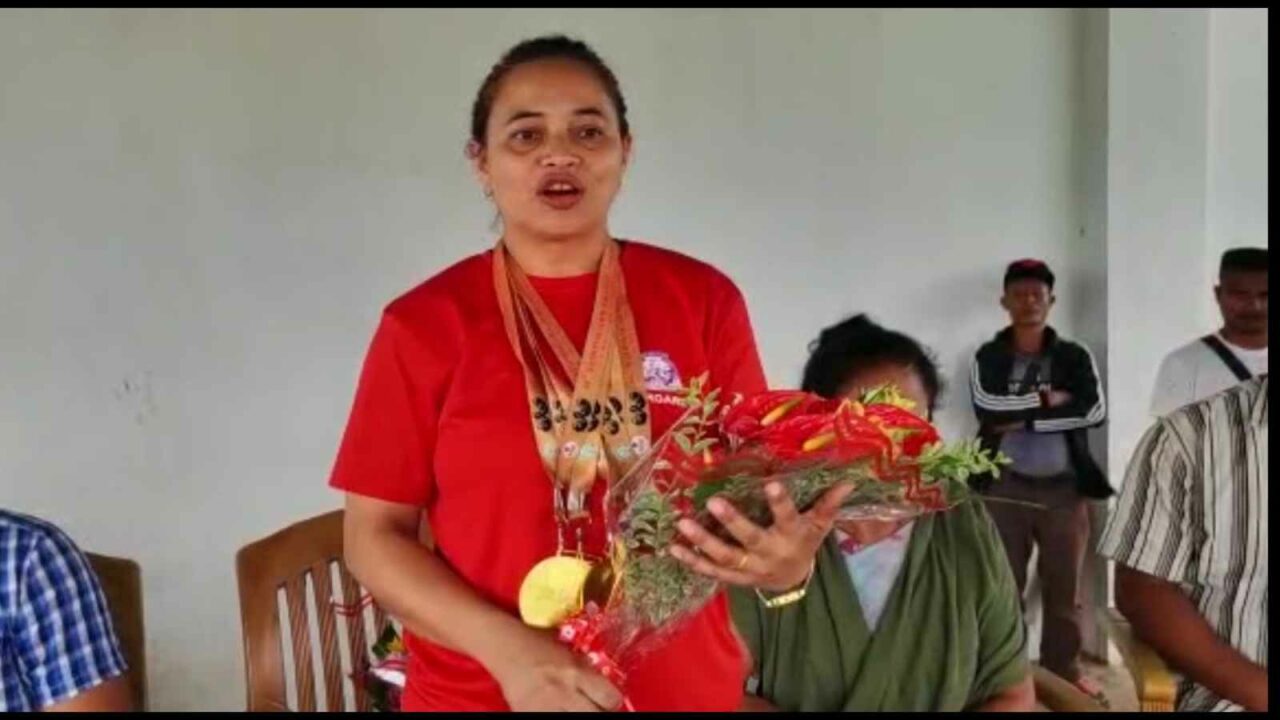 World champion arm wrestler Margaret Pathaw gets Rs 5 lakh award from Meghalaya govt