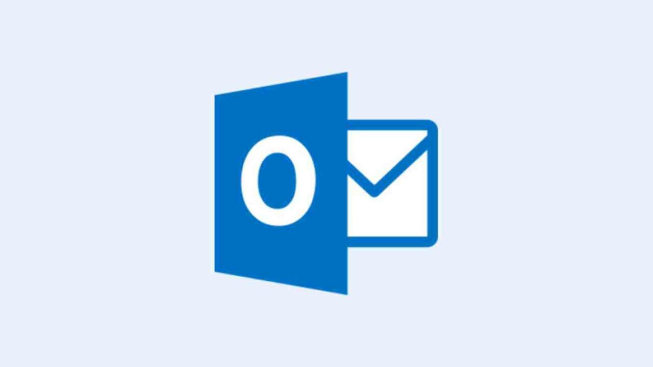 How to create an email signature on Outlook