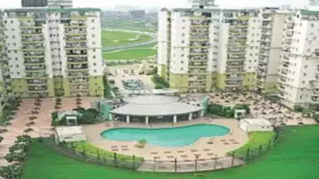 UP: Noida society asks bachelor tenants to vacate, says PGs being run in violation of rule