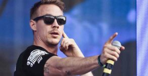 American DJ Diplo, rock band 'The strokes' hold audience in thrall on concluding day of 'Lollapalooza' fest