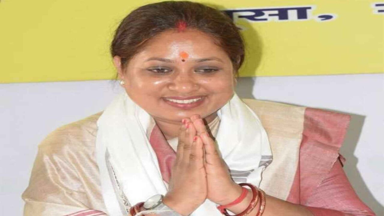 Bihar Congress MLA seeks ban on double-meaning Bhojpuri songs