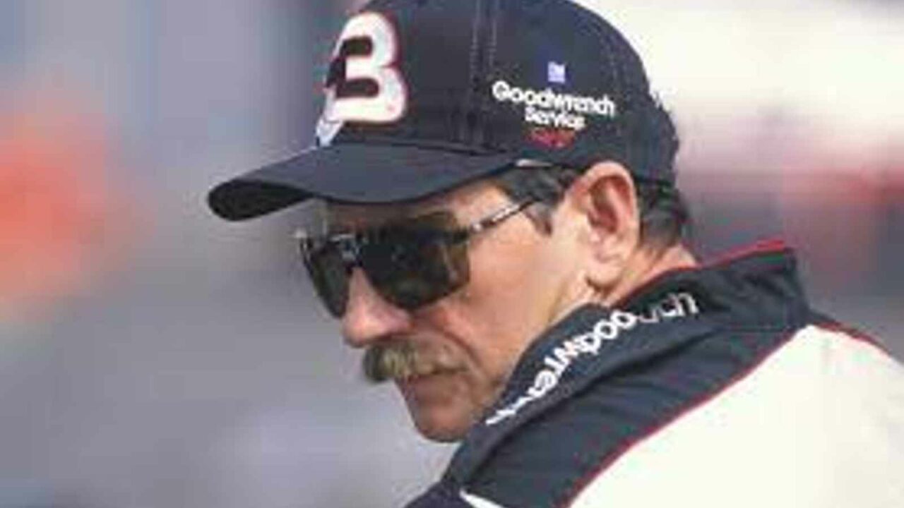 Dale Earnhardt Biography, Age, Birthday, Career and Networth