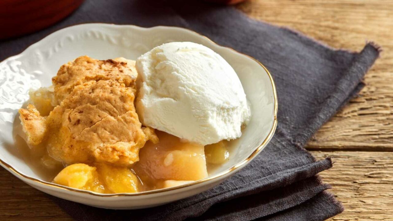 National Peach Cobbler Day 2023 (US): Date, History, Facts