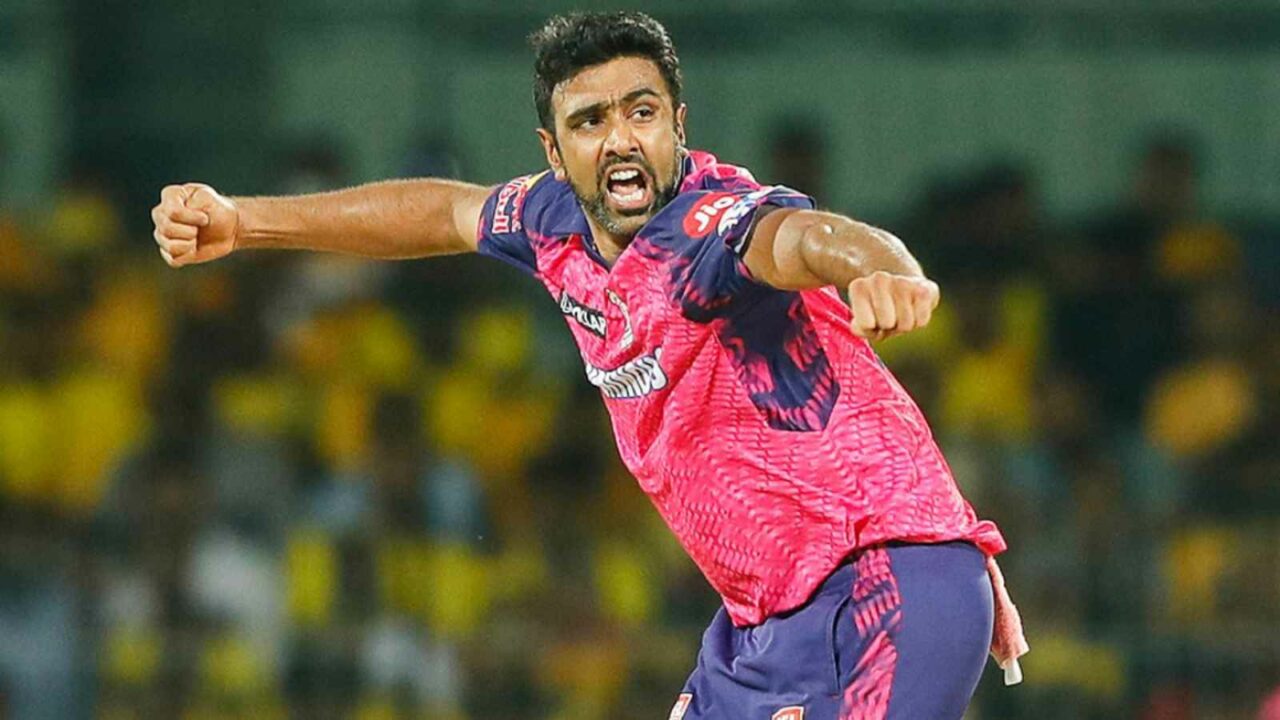 Ashwin surprised by umpires' decision to change ball because of dew