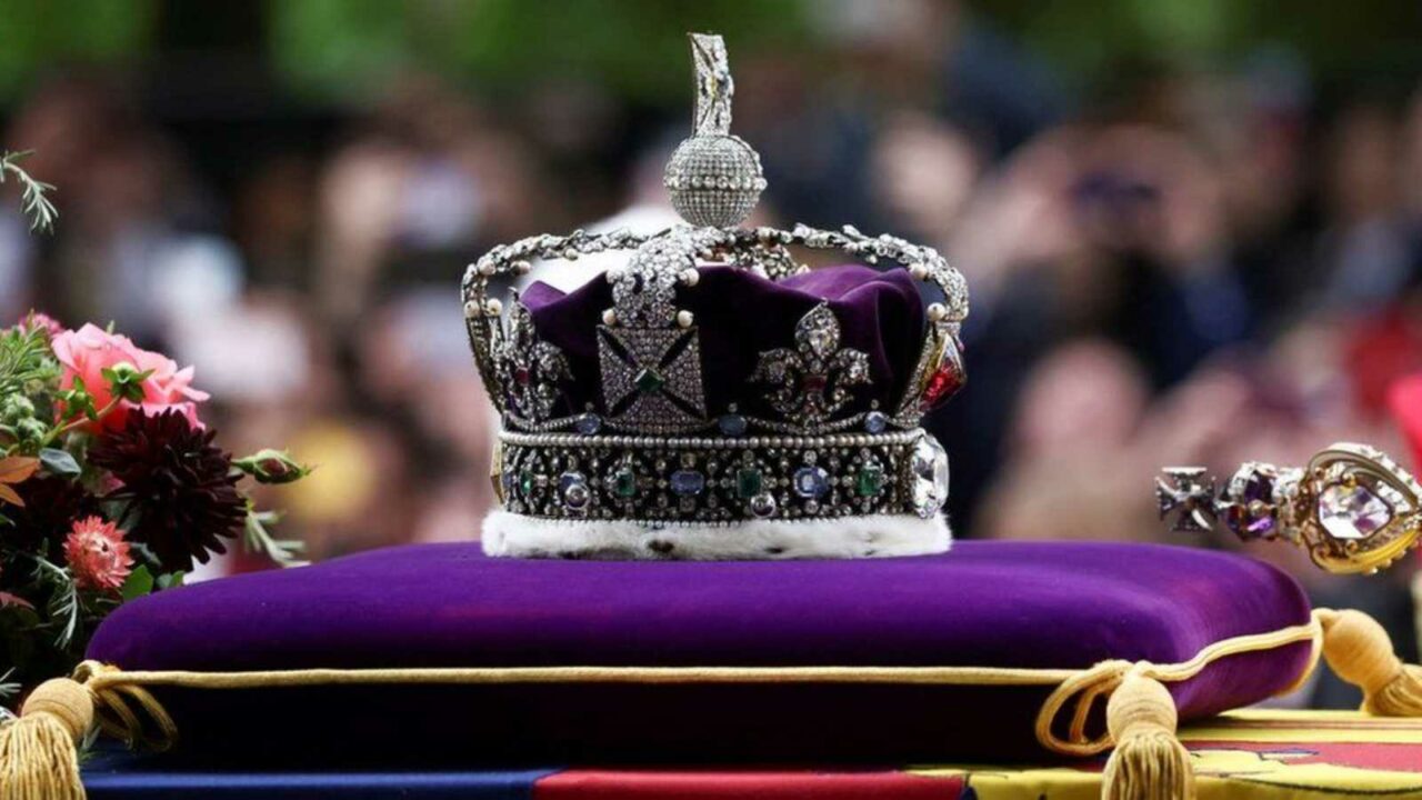Are Australians, Canadians and New Zealanders still loyal to the British crown?