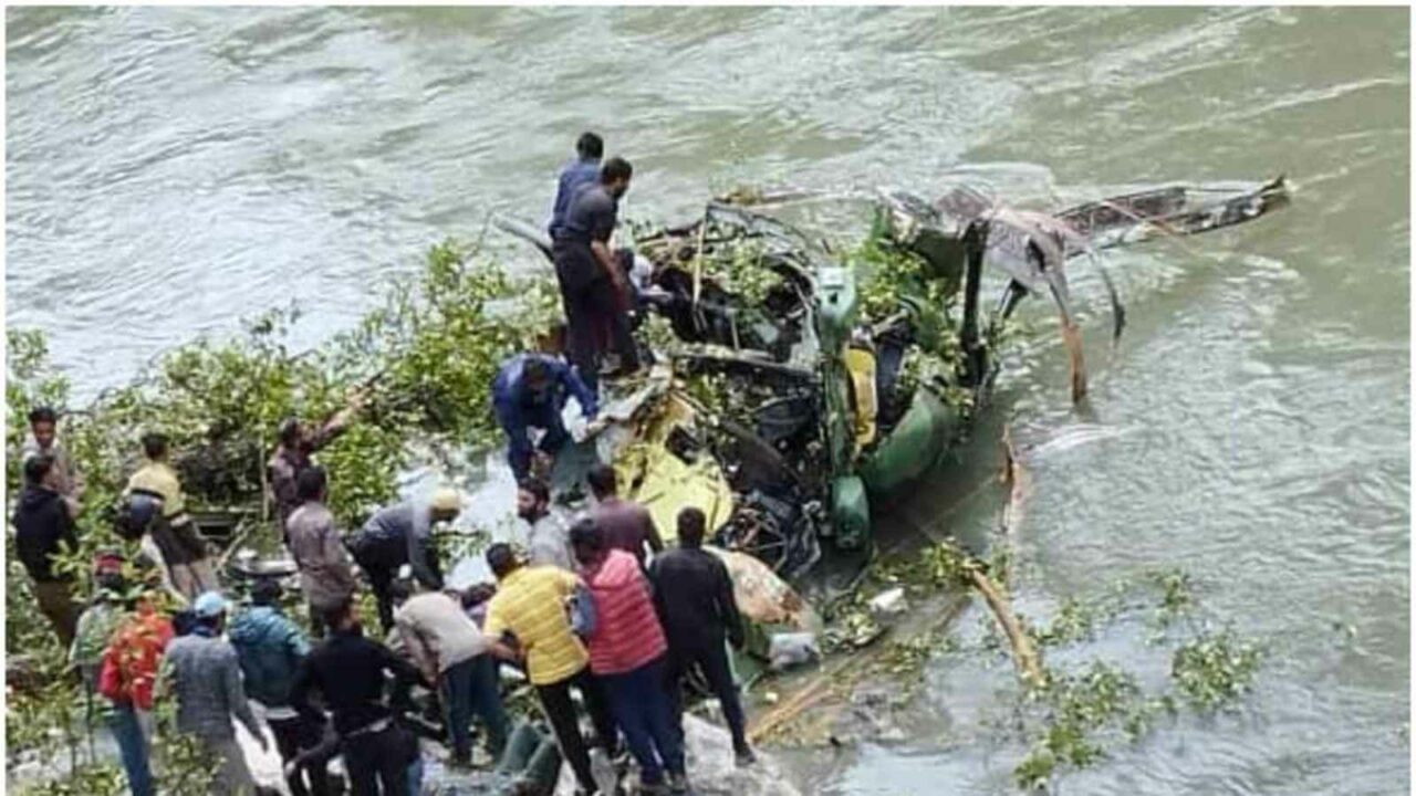 Kishtwar Army chopper crash