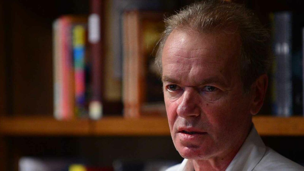 Who was Martin Amis? Age, cause of death, net worth, books, family