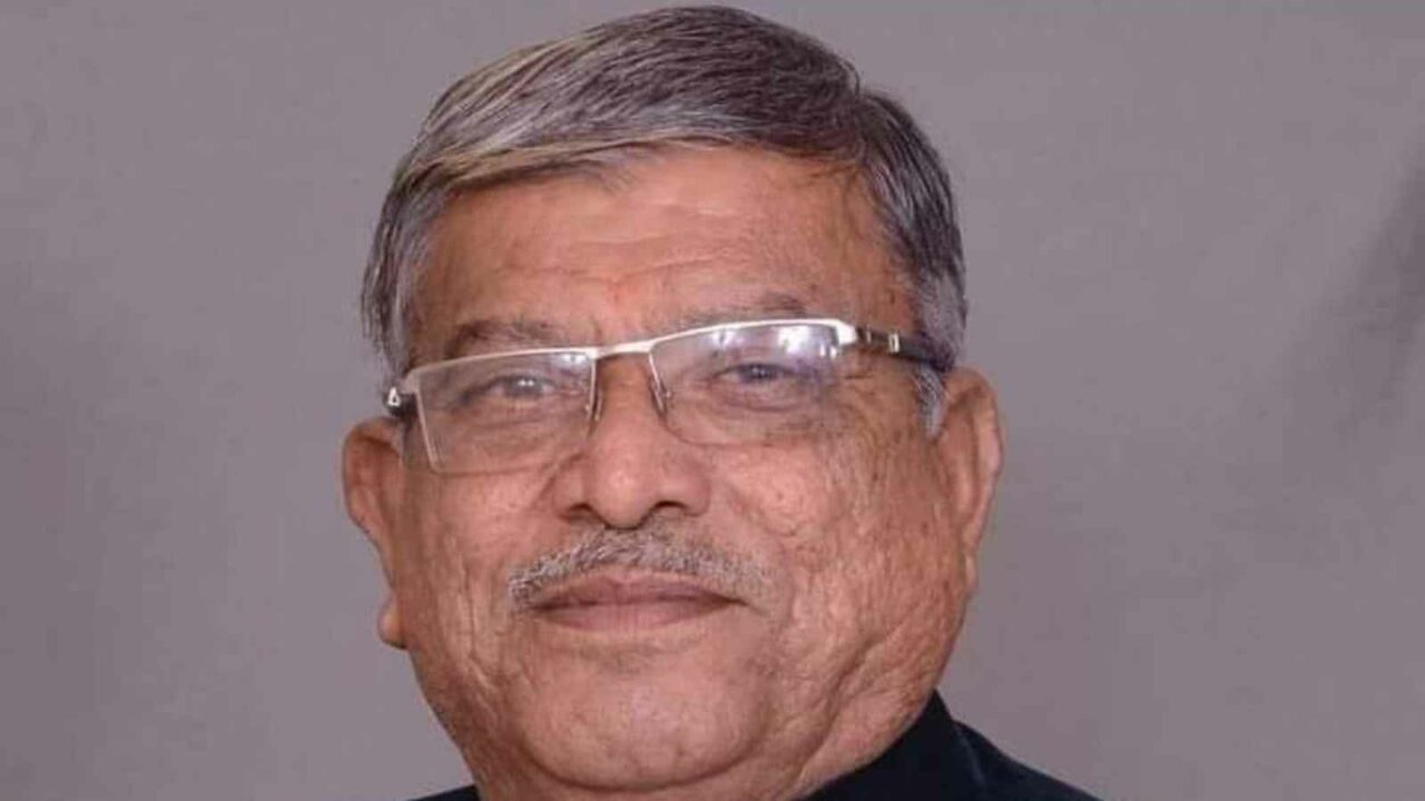 Former Gujarat minister Vallabhbhai Vaghasiya killed in road accident in Amreli