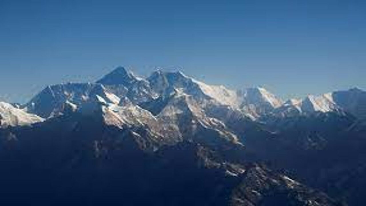 Mount Everest Day 2023: History, Dates and Facts