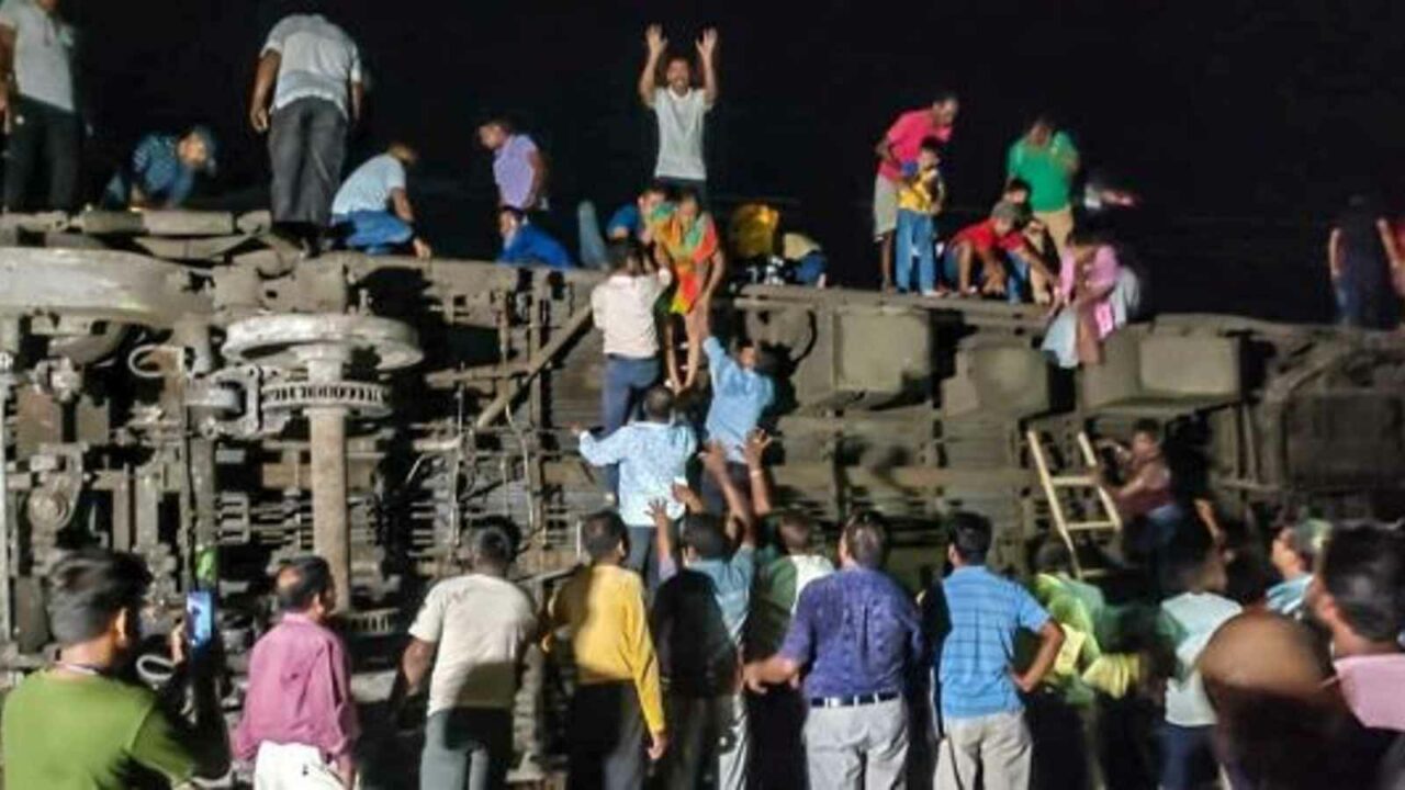 Odisha train accident: Tamil Nadu, Odisha declares one-day state mourning; Punjab CM condoles victims