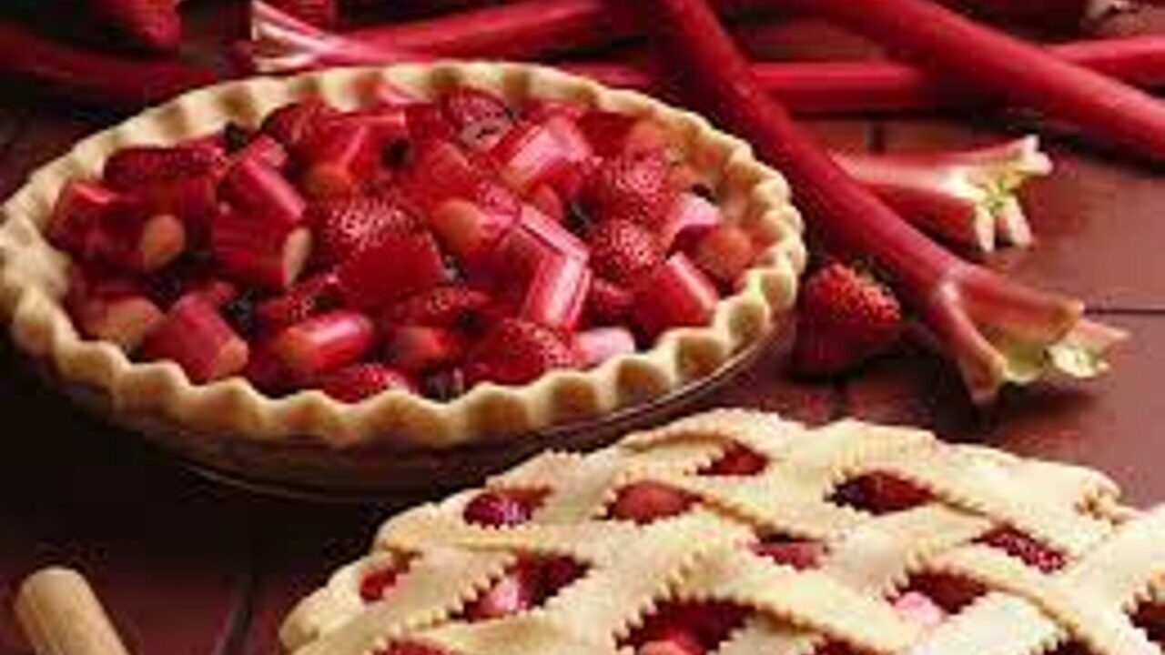 National Strawberry Rhubarb Pie Day 2023 (US): Facts, Dates and History