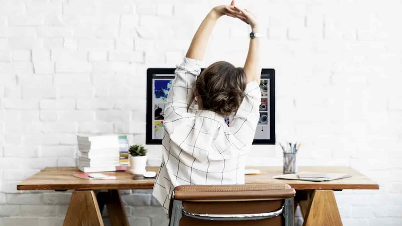 Viral Post Reveals Why Gen Z Rejects Unnecessary Struggle; ‘If Technology Can Help, Why Struggle?'