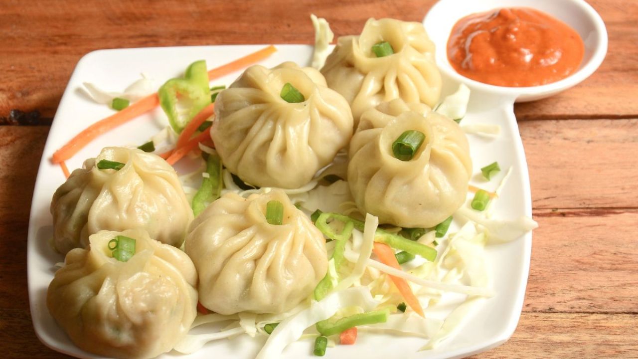 _Man Dies During Bihar Momo Eating Challenge