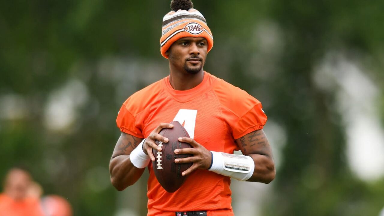 Will DeShaun Watson be suspended? Video of Browns’ QB shoving point umpire Barry Anderson goes viral