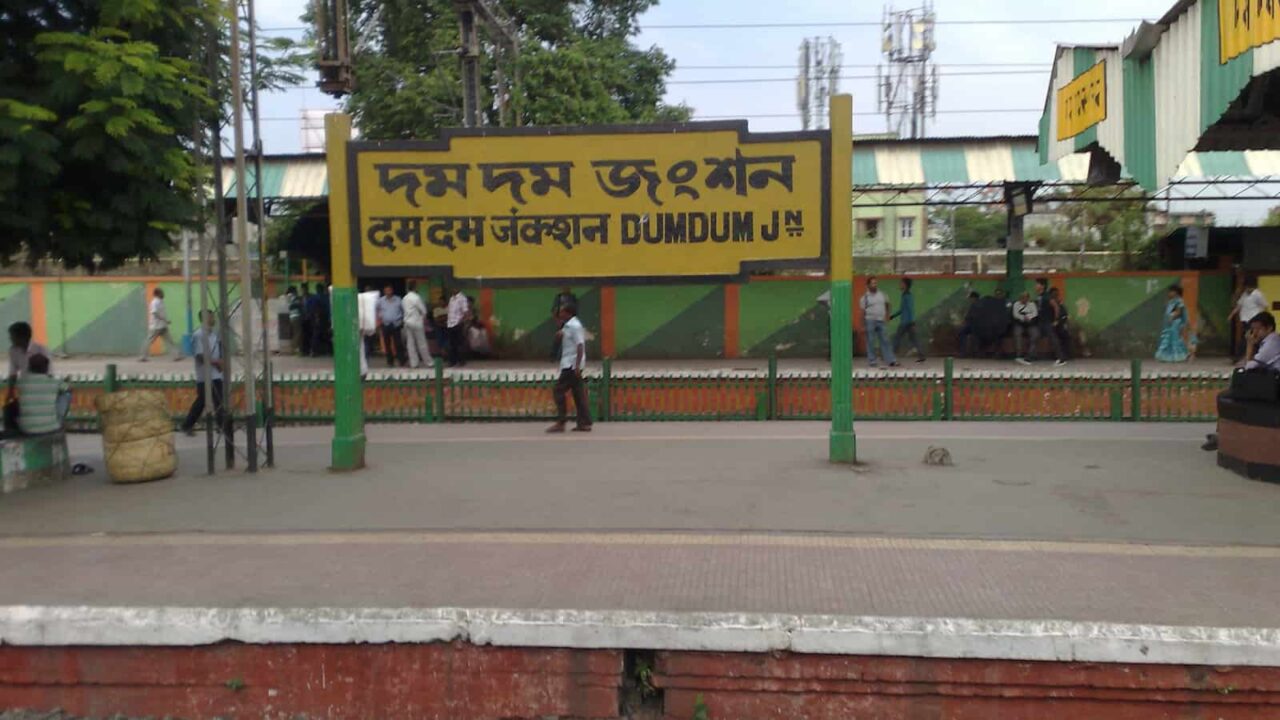 Kolkata: Coach of local train derails near Dum Dum Junction station