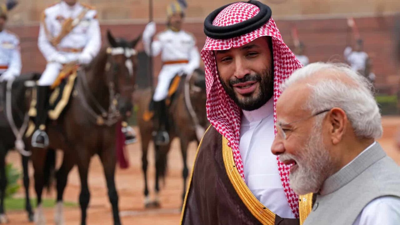 India, Saudi discuss ports-rail project, local currency trade