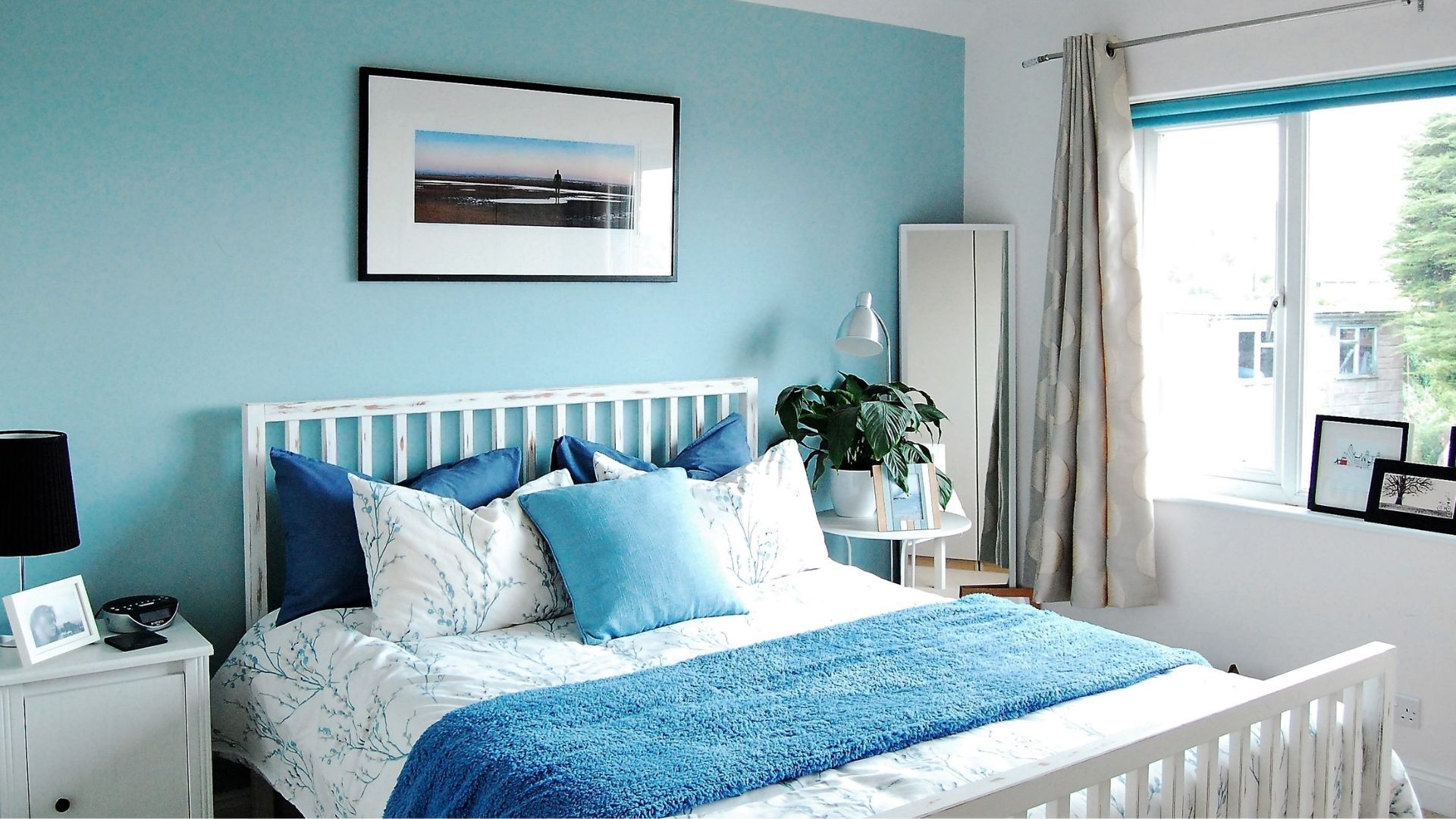 Best Color Combinations to Lit Up Your Bedroom Ambience