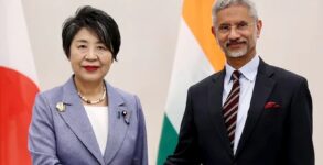 India, Japan agree to strengthen economic cooperation, including achieving progress on High-speed railway project