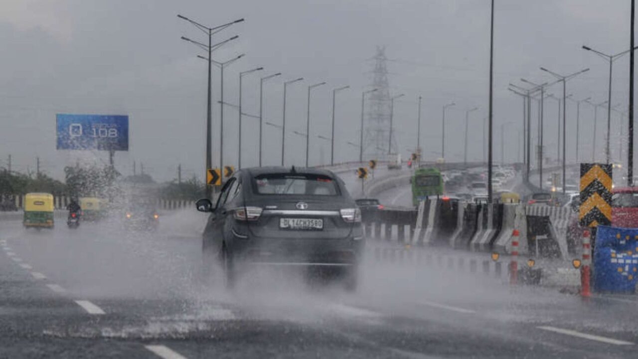 Delhi-NCR Braces for Season's First Intense Western Disturbance: Widespread Rain Expected