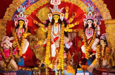 Navami of Durga Puja 2023 Activities, History, FAQs, Dates, and Facts About Durga Puja