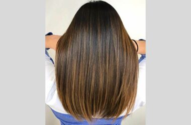 Straight Hairstyle with Highlights