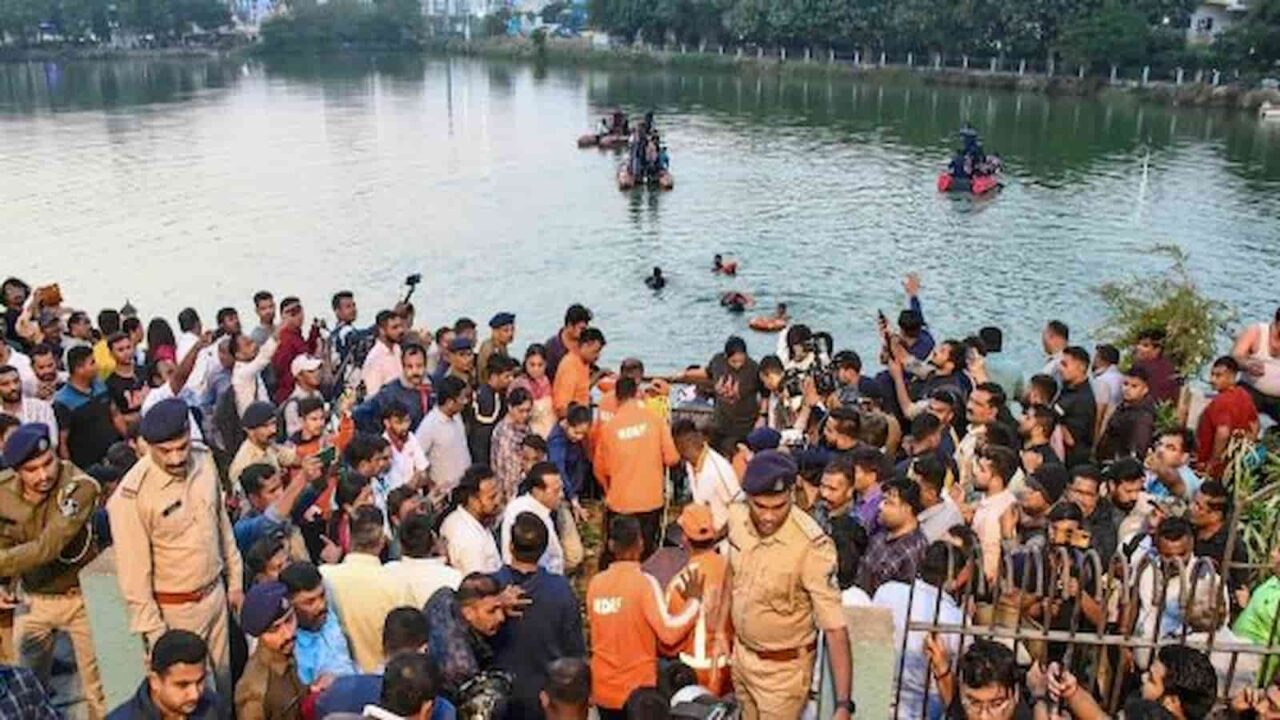 Gujarat boat tragedy