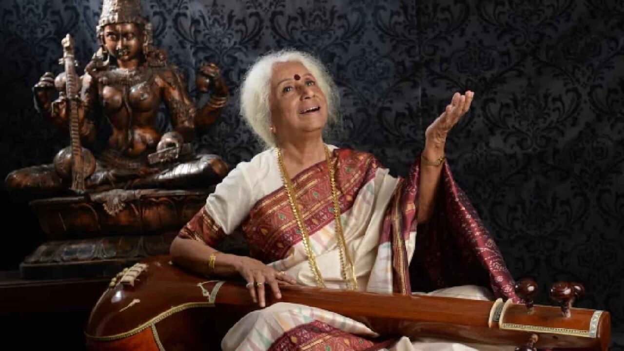 Renowned classical singer Prabha Atre, doyen of Kirana Gharana, dies at 92