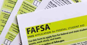 FAFSA Rollout Delayed, Causing Uncertainty for Students. Key Information on Financial Aid Deadlines
