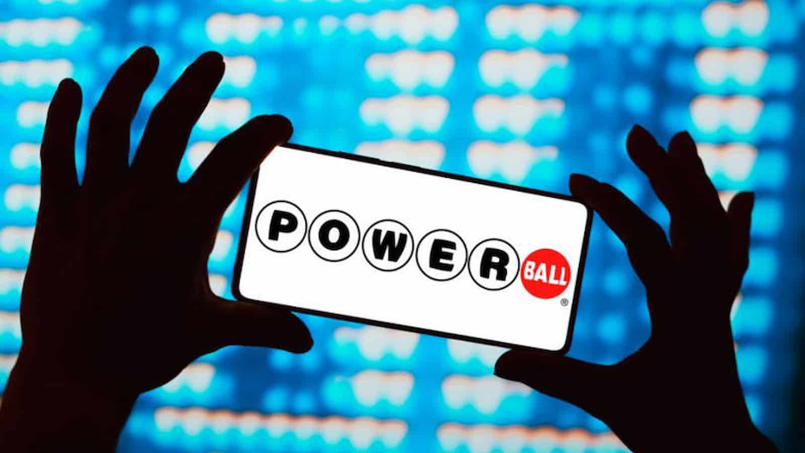Powerball Jackpot Nears $1 Billion for April 1 Drawing