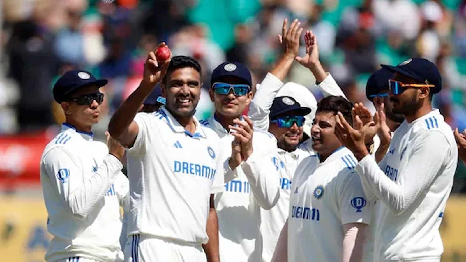 India dominates England 4-1, clinches series victory with innings win