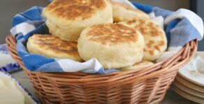 National English Muffin Day 2024 (US) FAQs, Dates, History, Activities, and Facts About English muffin