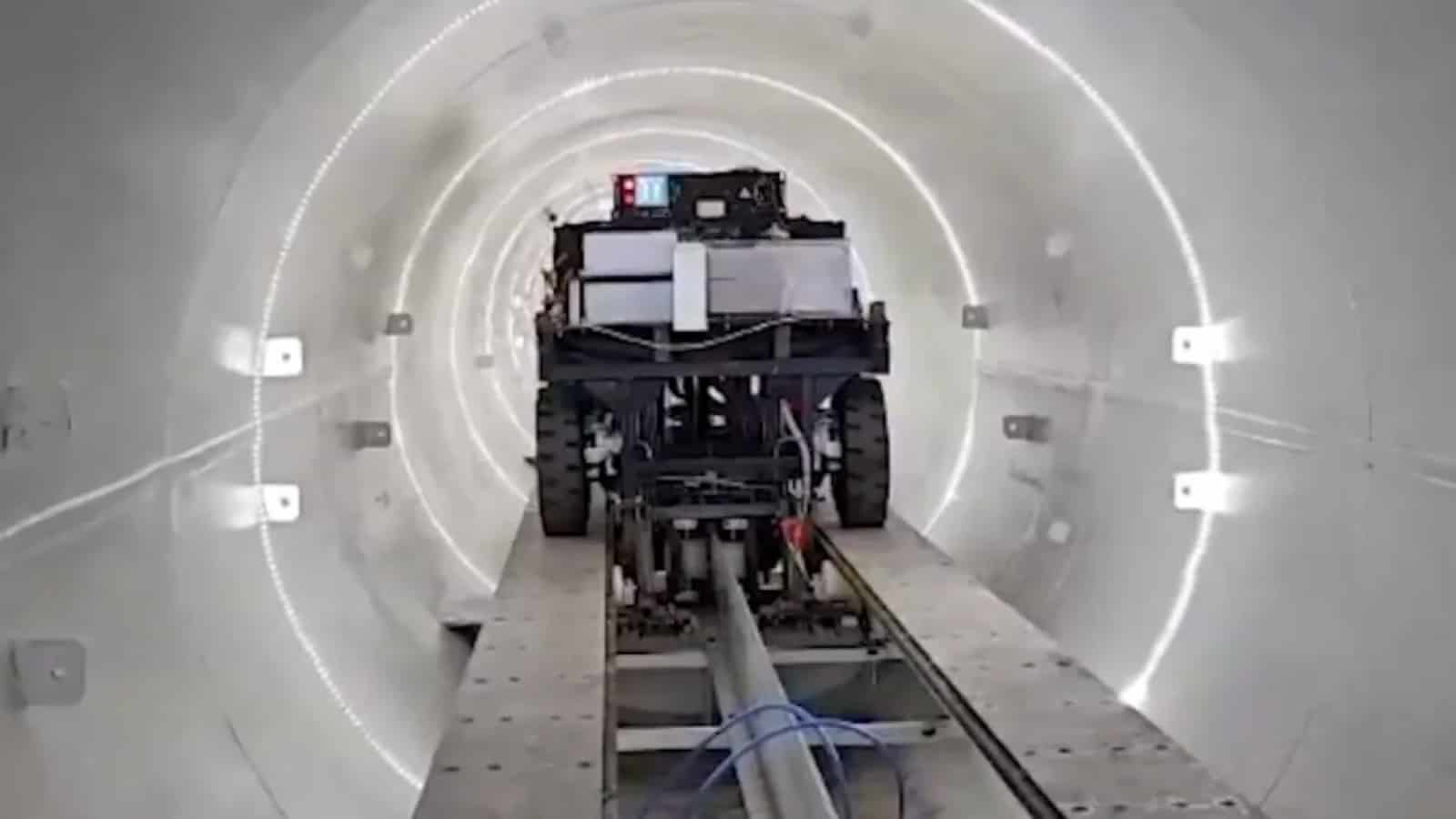 First Indian Hyperloop Video: IIT Madras Tests India’s First Hyperloop; Promises 30-Minute ...