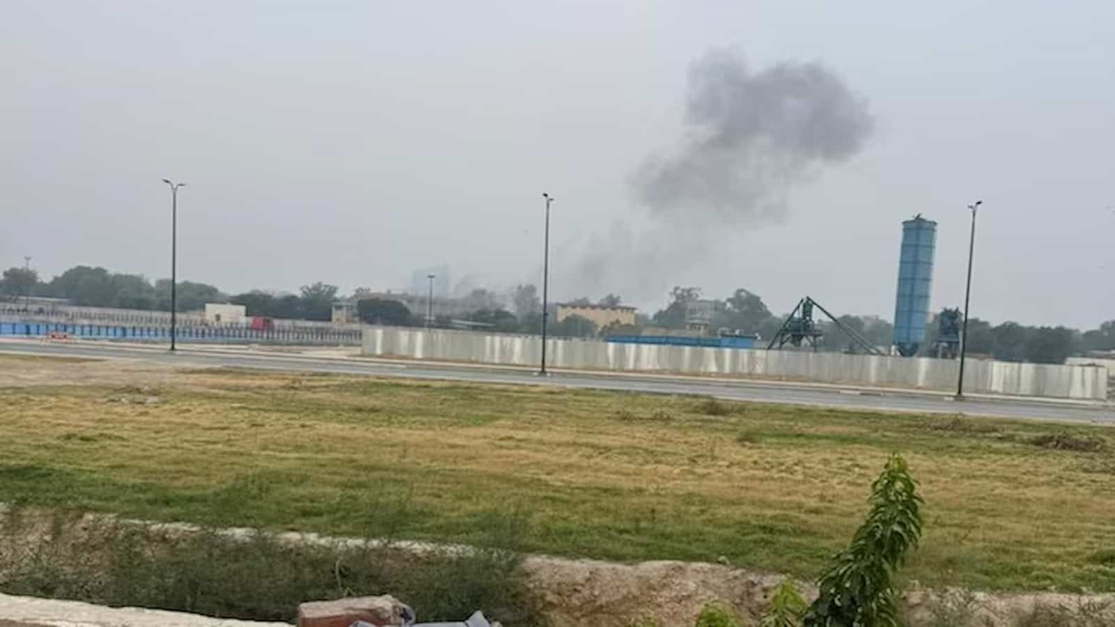 Drone Explosions Trigger U.S. Consulate Lockdown in Lahore; Citizens Urged to Shelter-in-Place