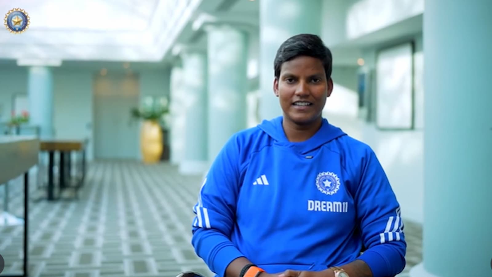 I have learned to handle pressure from MS Dhoni sir: Deepti Sharma